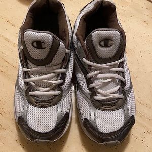 Champion breathable running shoes sz 7 barely worn